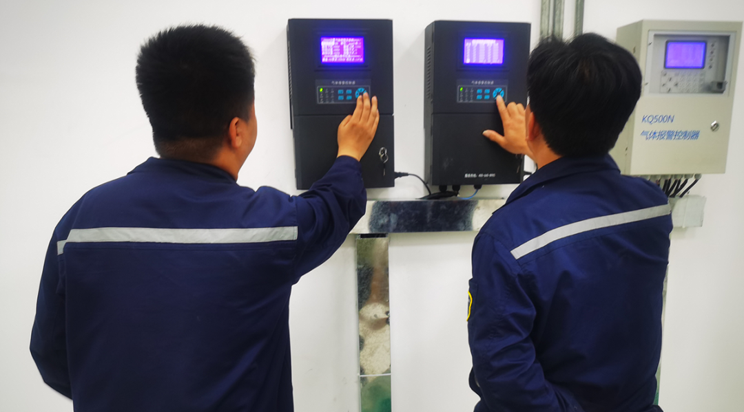 馳誠電氣順利通過“五星級售后服務(wù)體系”再認(rèn)證！